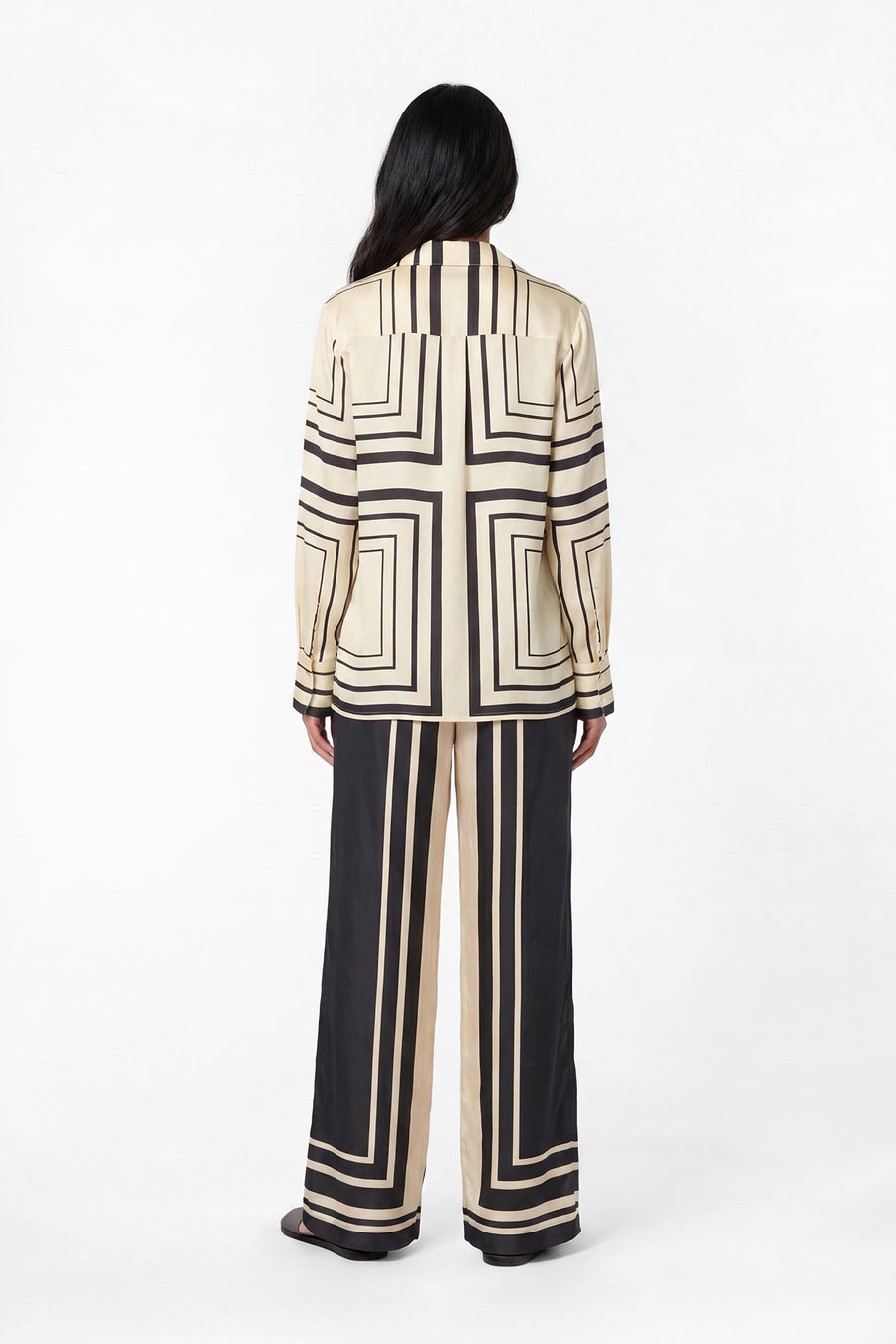 IRIS SHIRT - IVORY BLACK SCARF PRINT
