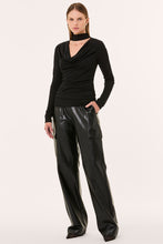 DEMITRIA TOP - BLACK