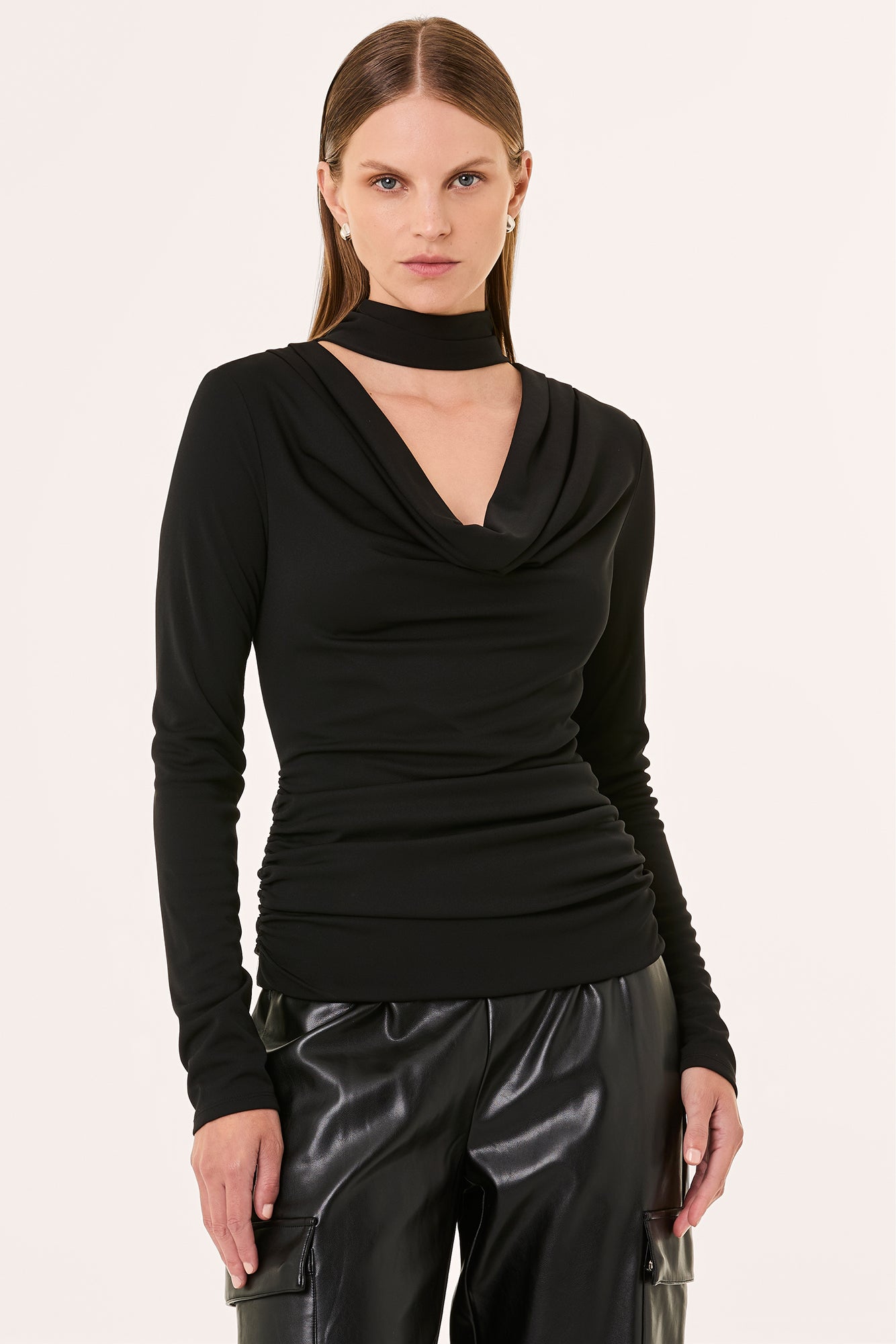 DEMITRIA TOP - BLACK