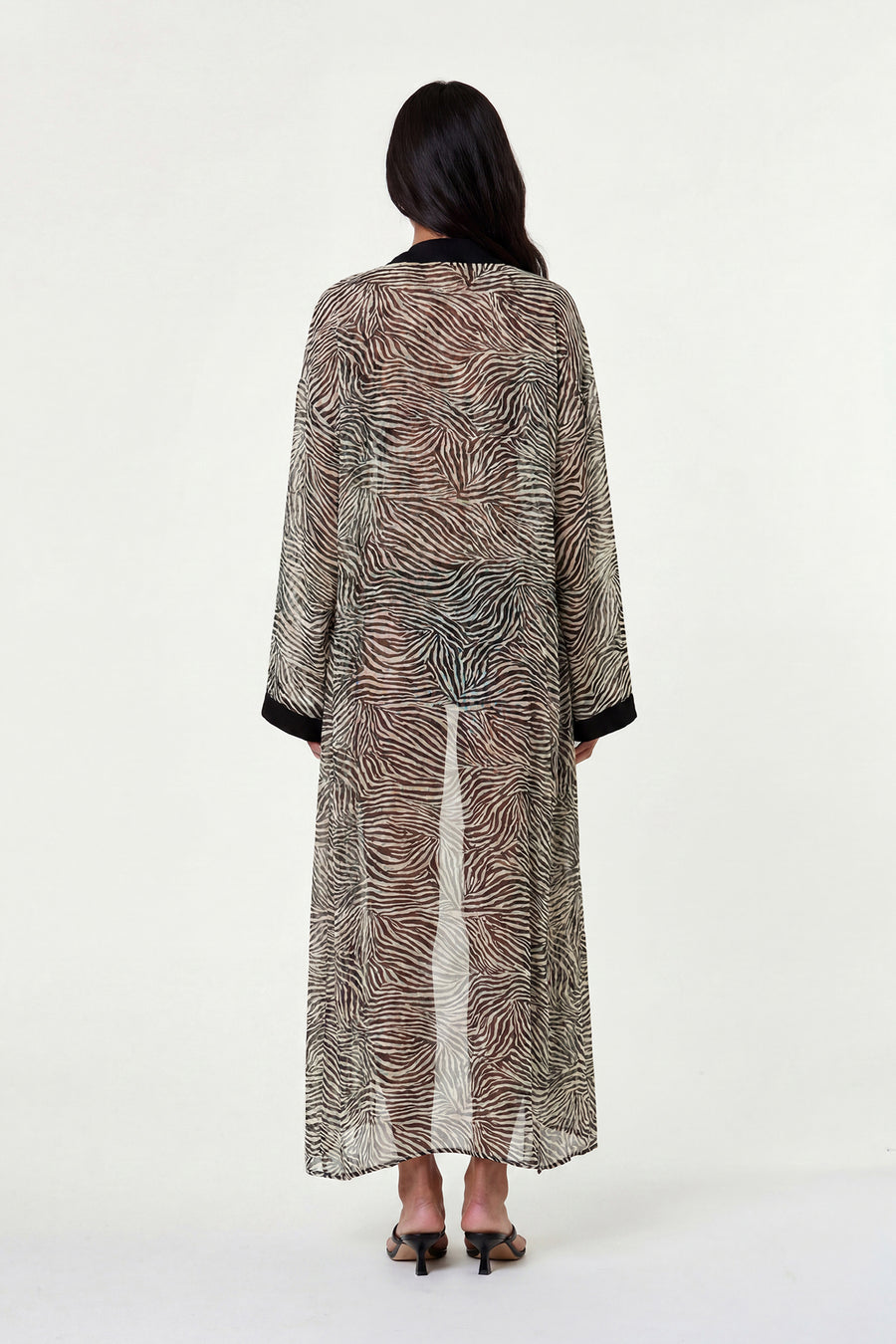 LYSANDRA ROBE - GRAPHIC ZEBRA